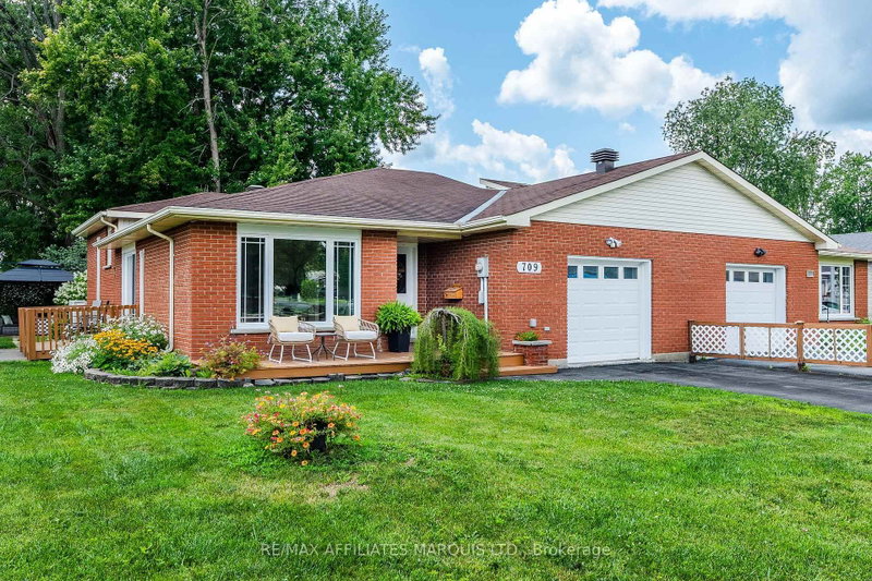 709 Champlain Drive