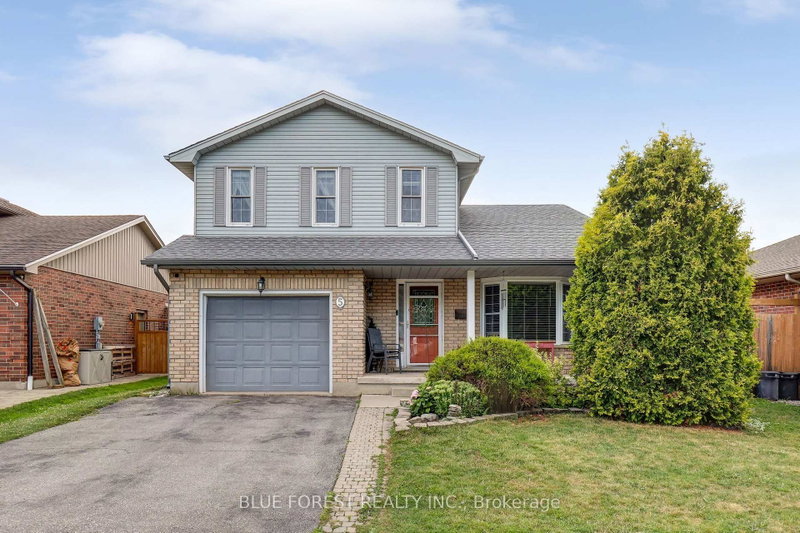 5 BONAPARTE Lane
