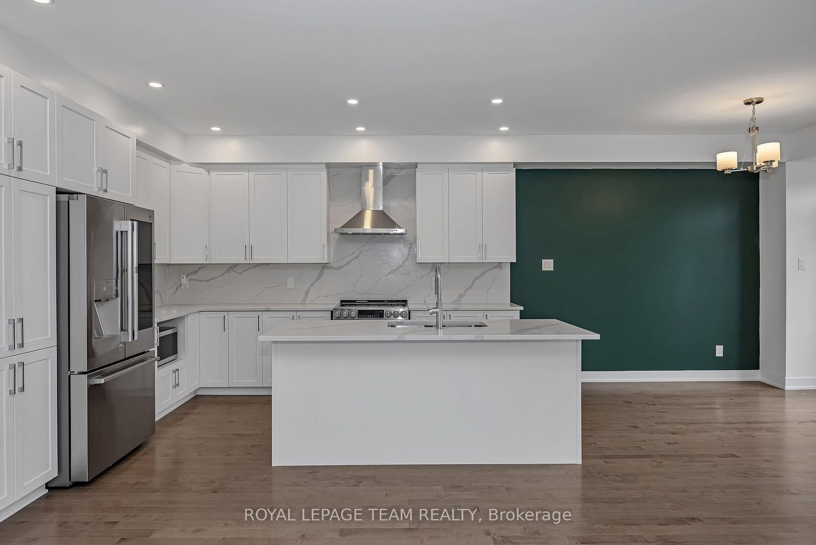 779 Ovation Grove • Ottawa, ON photo 14