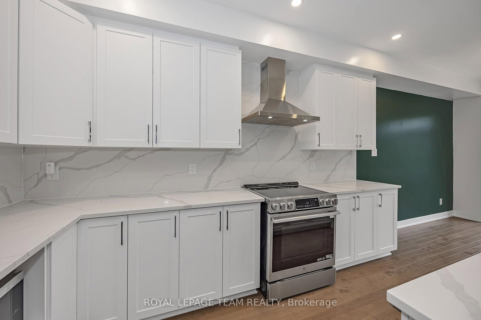 779 Ovation Grove • Ottawa, ON photo 15