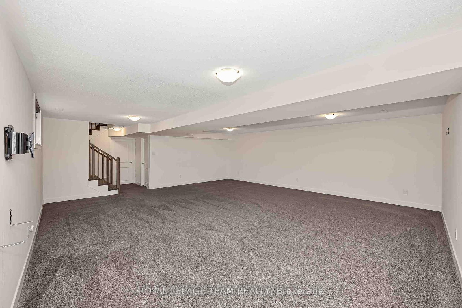 779 Ovation Grove • Ottawa, ON photo 39