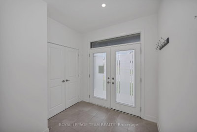 779 Ovation Grove • Ottawa, ON photo 5