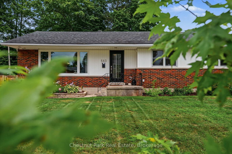 583 6th Street W