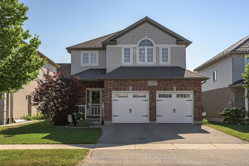 3288 Turner Crescent