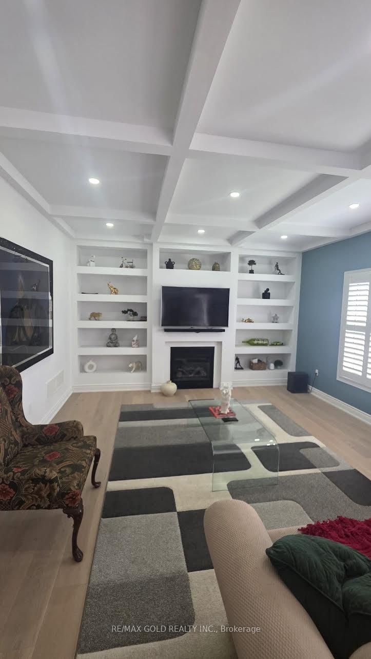318 Wallace Street • Shelburne, ON photo 10