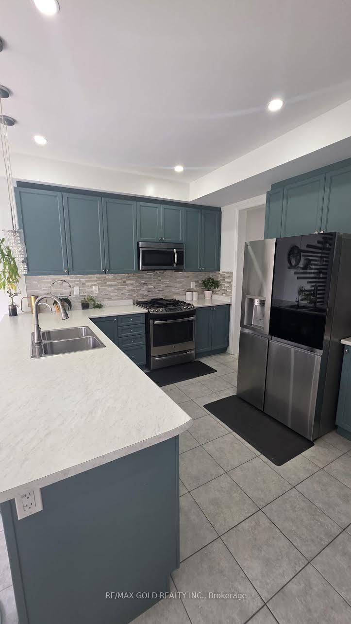 318 Wallace Street • Shelburne, ON photo 15