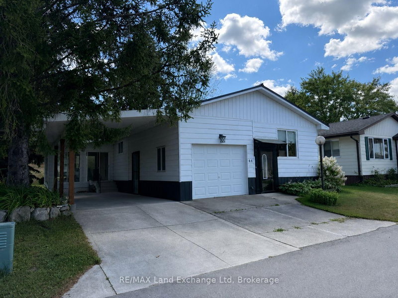 44 Briarwood Crescent