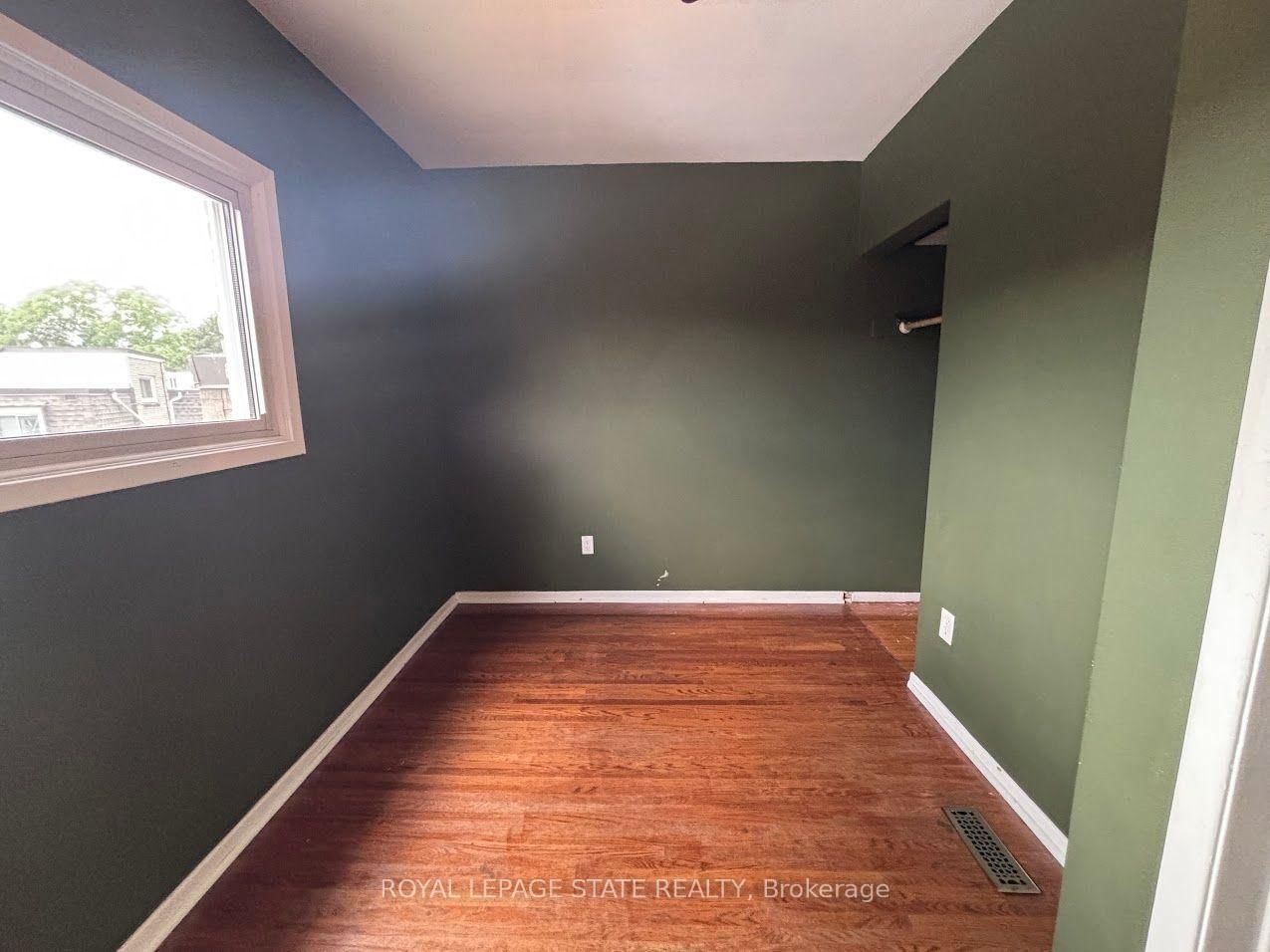5 Viking Court • #304 • Grimsby, ON photo 13