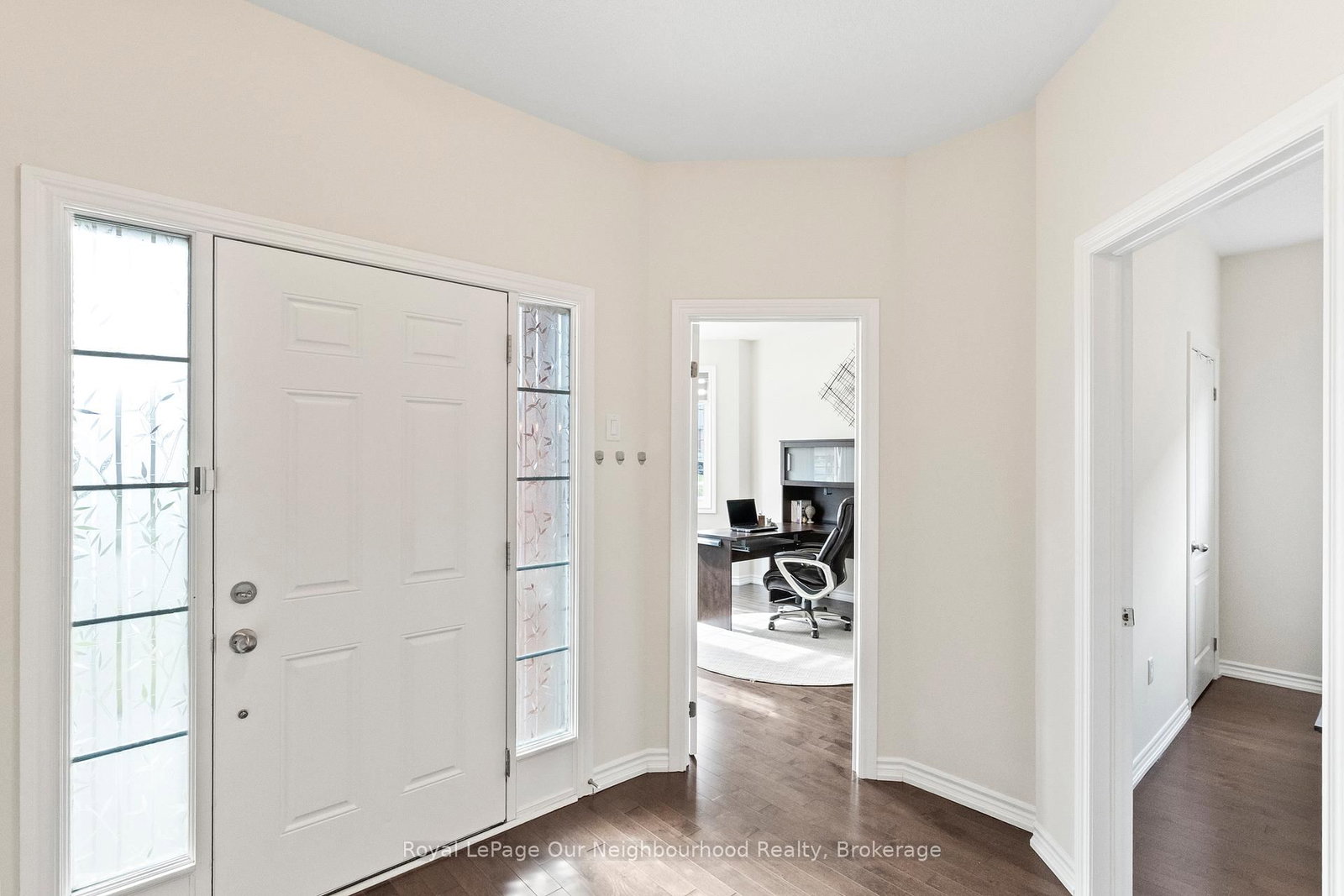 Listing Image 7