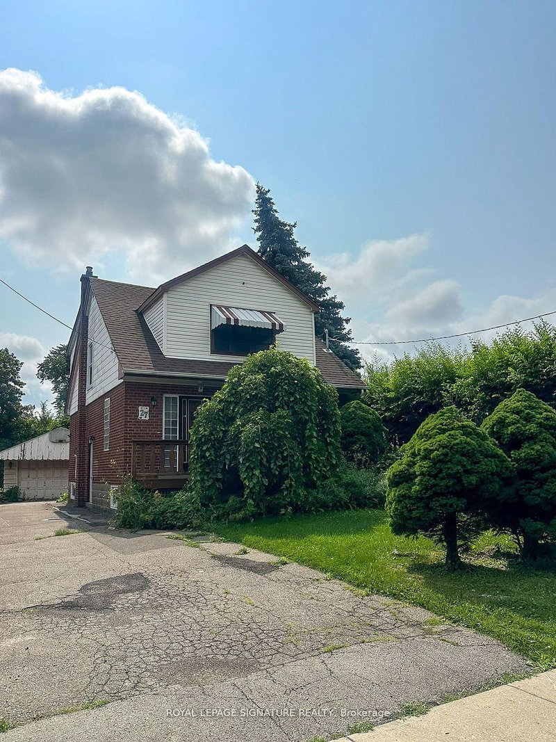 A112 - 27 Millen Avenue