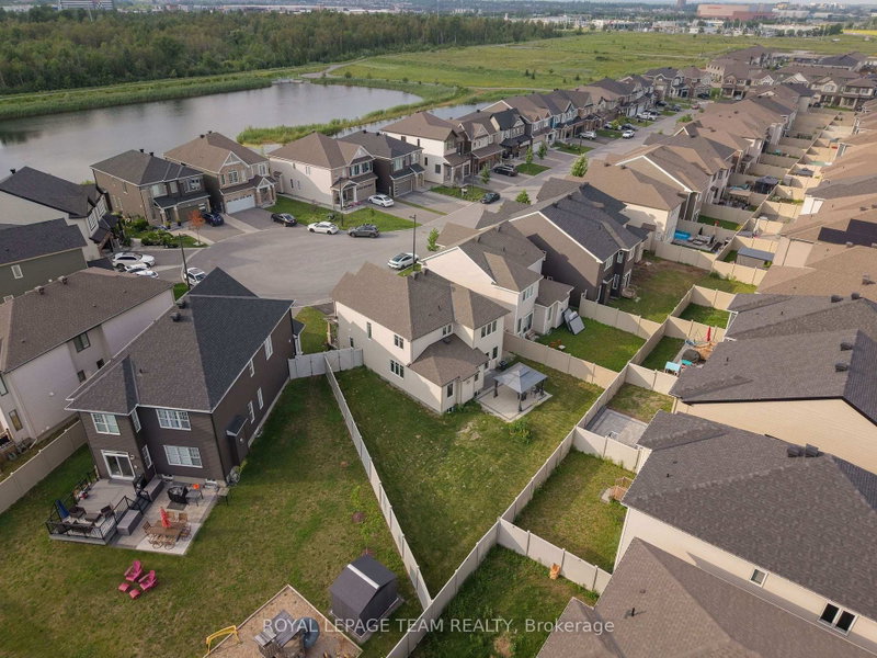 153 Unity Pl photo 4