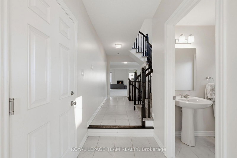 153 Unity Pl photo 5
