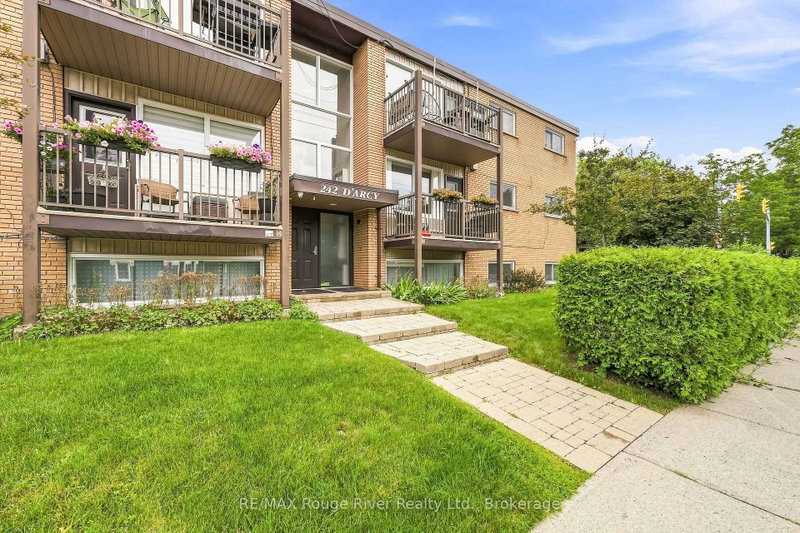 3 - 242 D'arcy Street