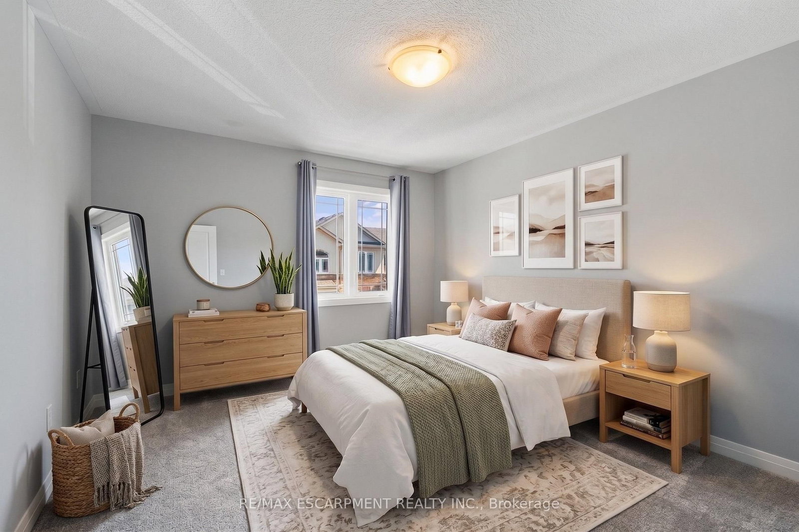 13 Aqua Lane • Hamilton, ON photo 32