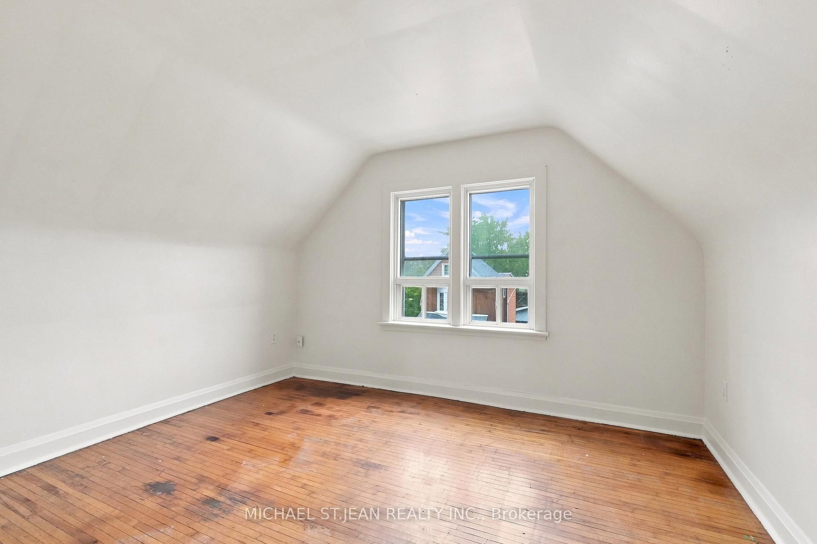 105 Rosemont Avenue • Hamilton, ON photo 21