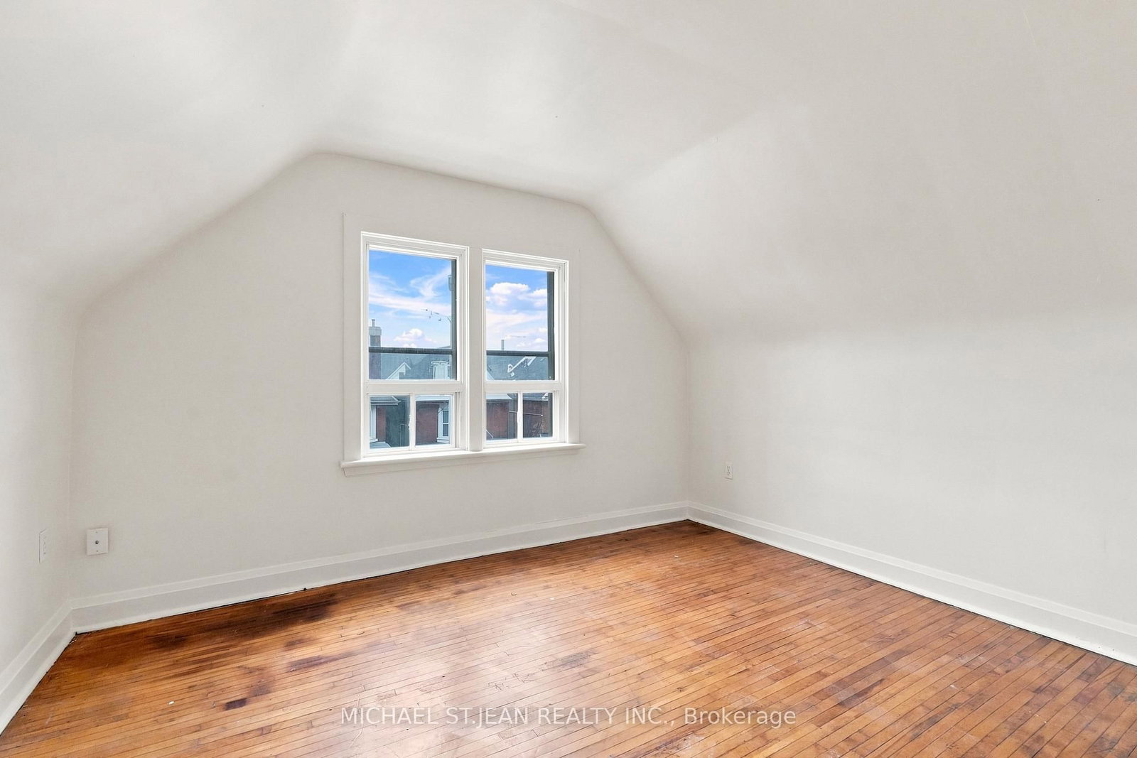 105 Rosemont Avenue • Hamilton, ON photo 22