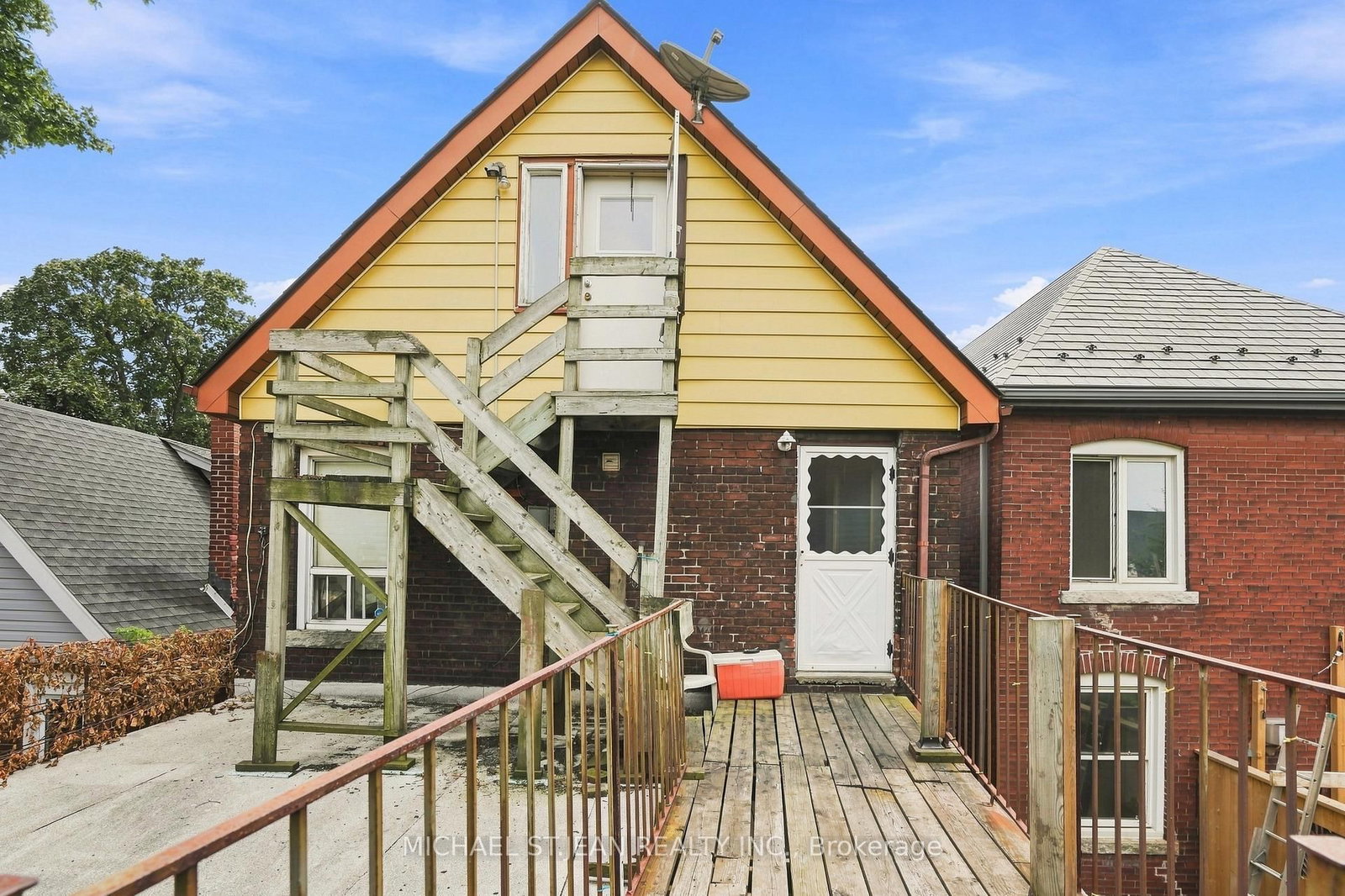 105 Rosemont Avenue • Hamilton, ON photo 32