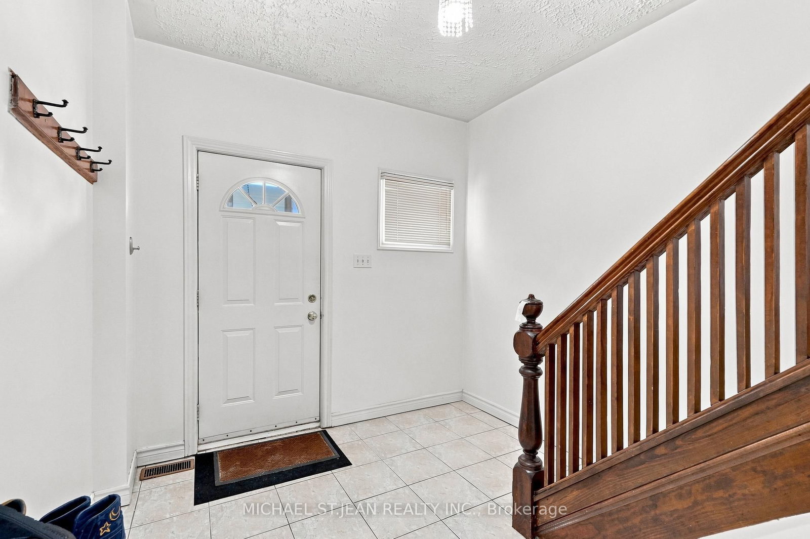 105 Rosemont Avenue • Hamilton, ON photo 6