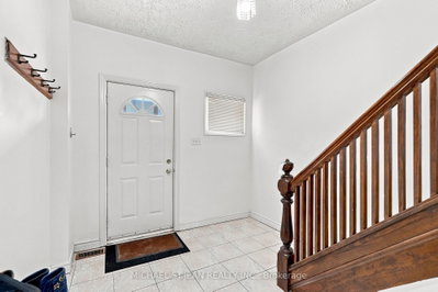 105 Rosemont Avenue • Hamilton, ON photo 6
