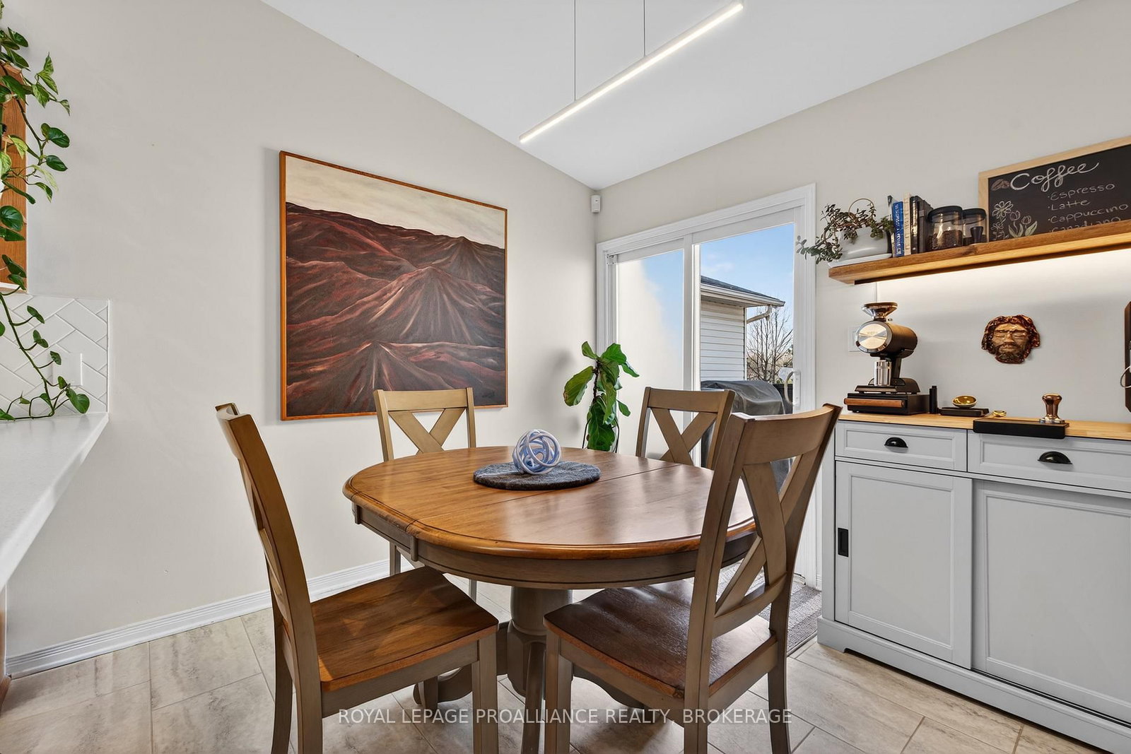 964 Rainbow Crescent • Kingston, ON photo 11