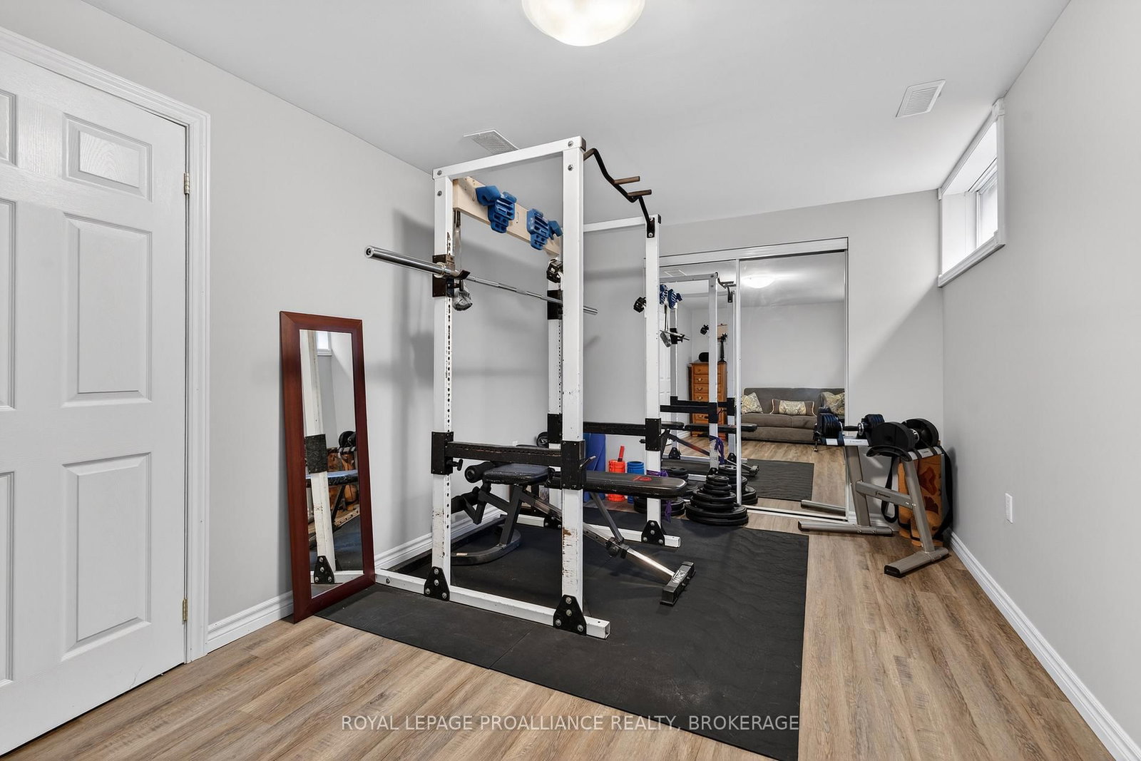 964 Rainbow Crescent • Kingston, ON photo 24