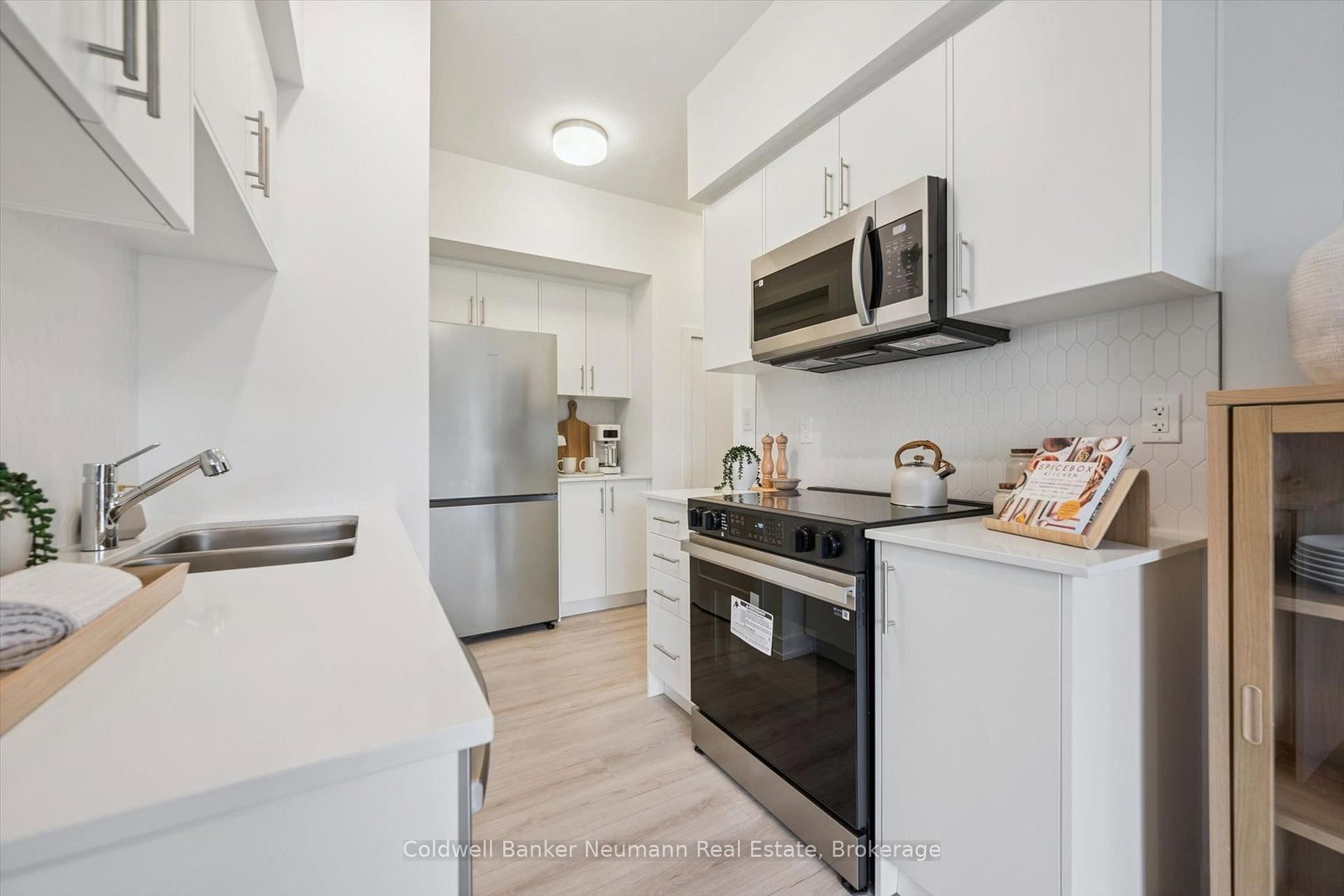 940 St David Street N • #107 • Centre Wellington, ON photo 4