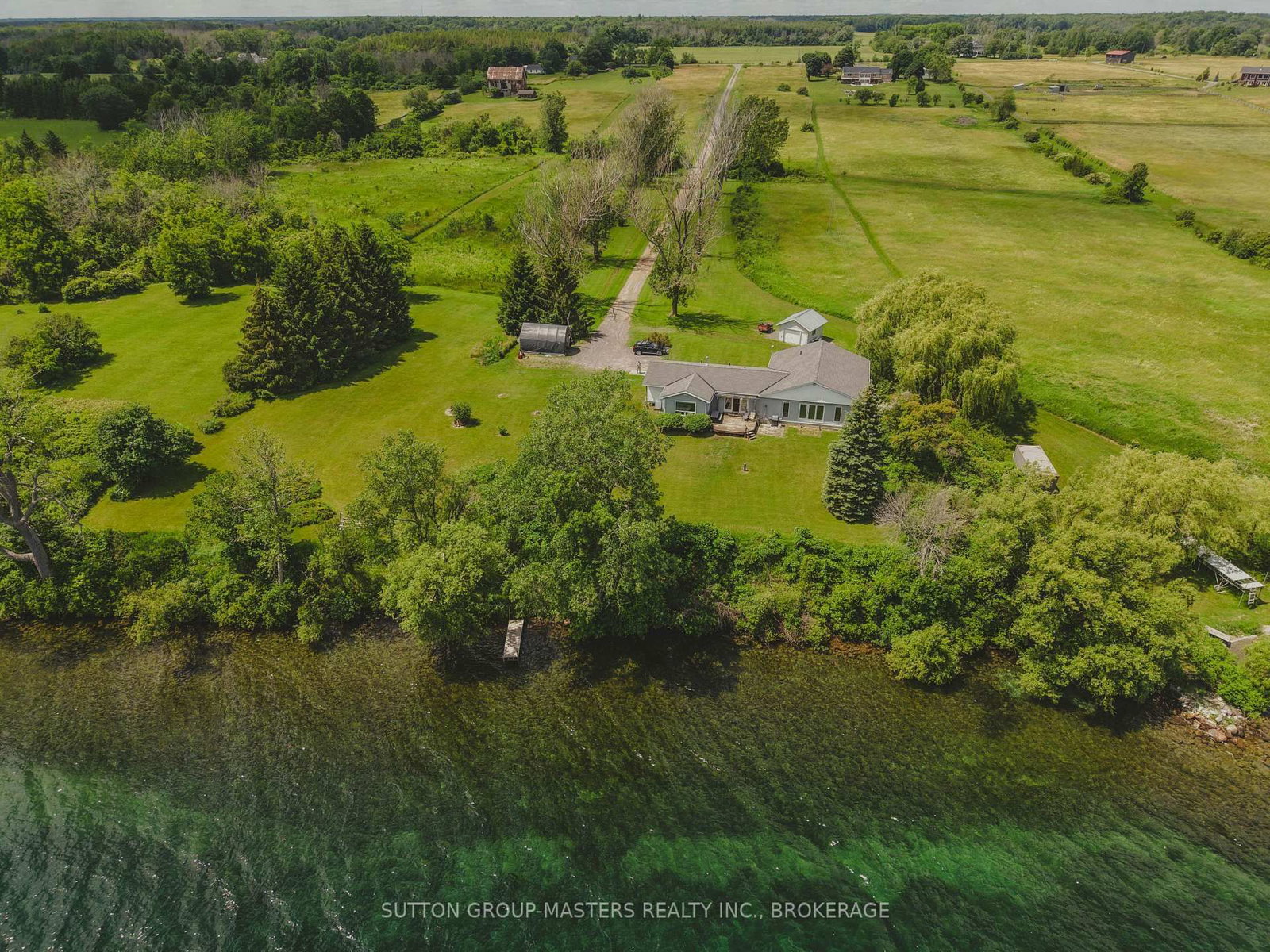 9392 Highway 33 Highway • Bath, ON photo 1