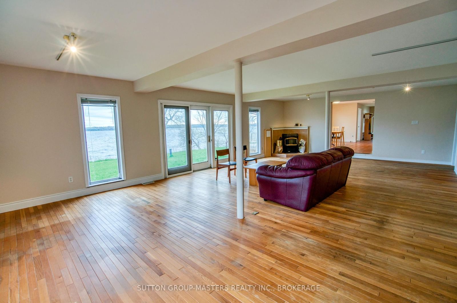 9392 Highway 33 Highway • Bath, ON photo 38