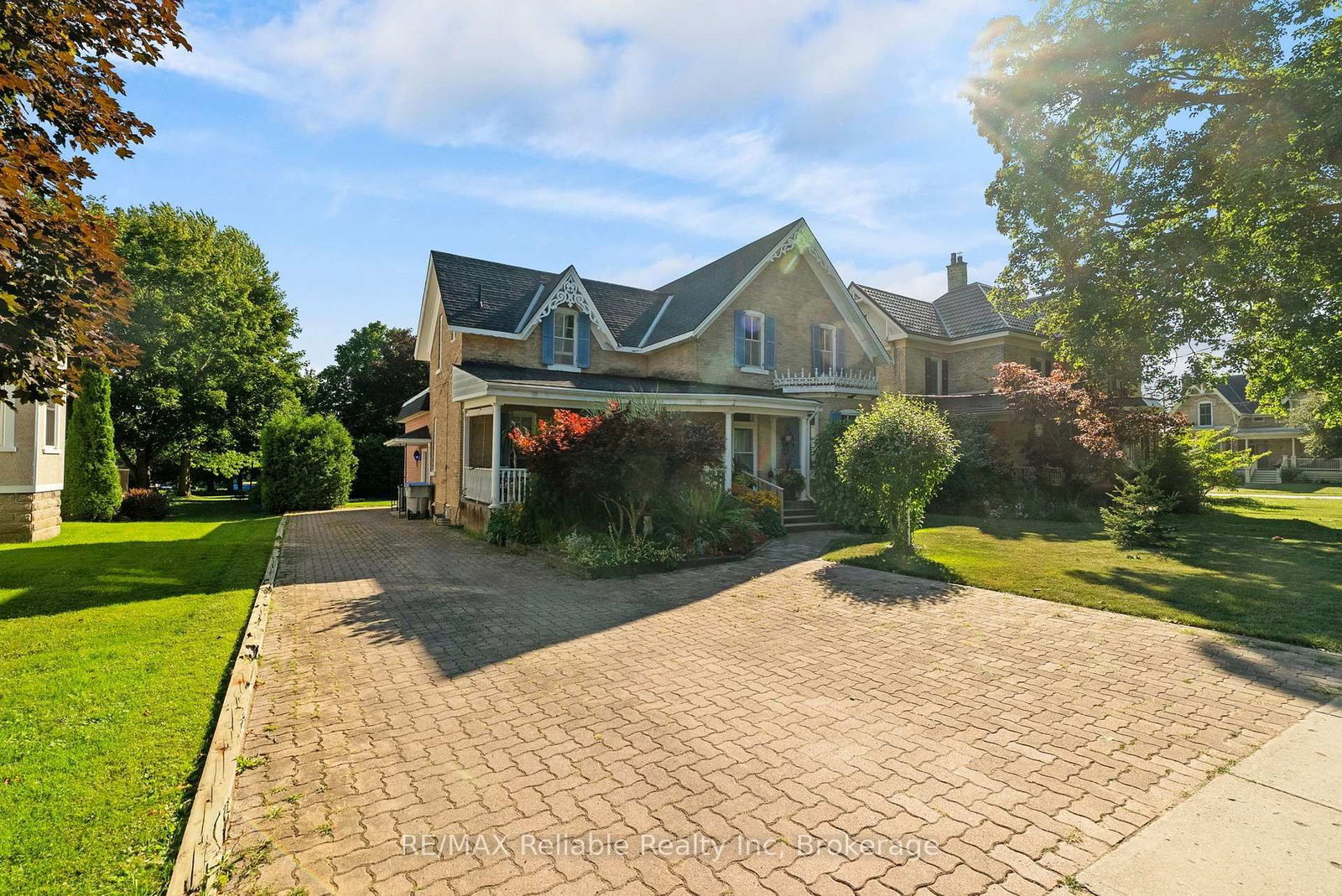 111 John Street • Huron East, ON photo 1