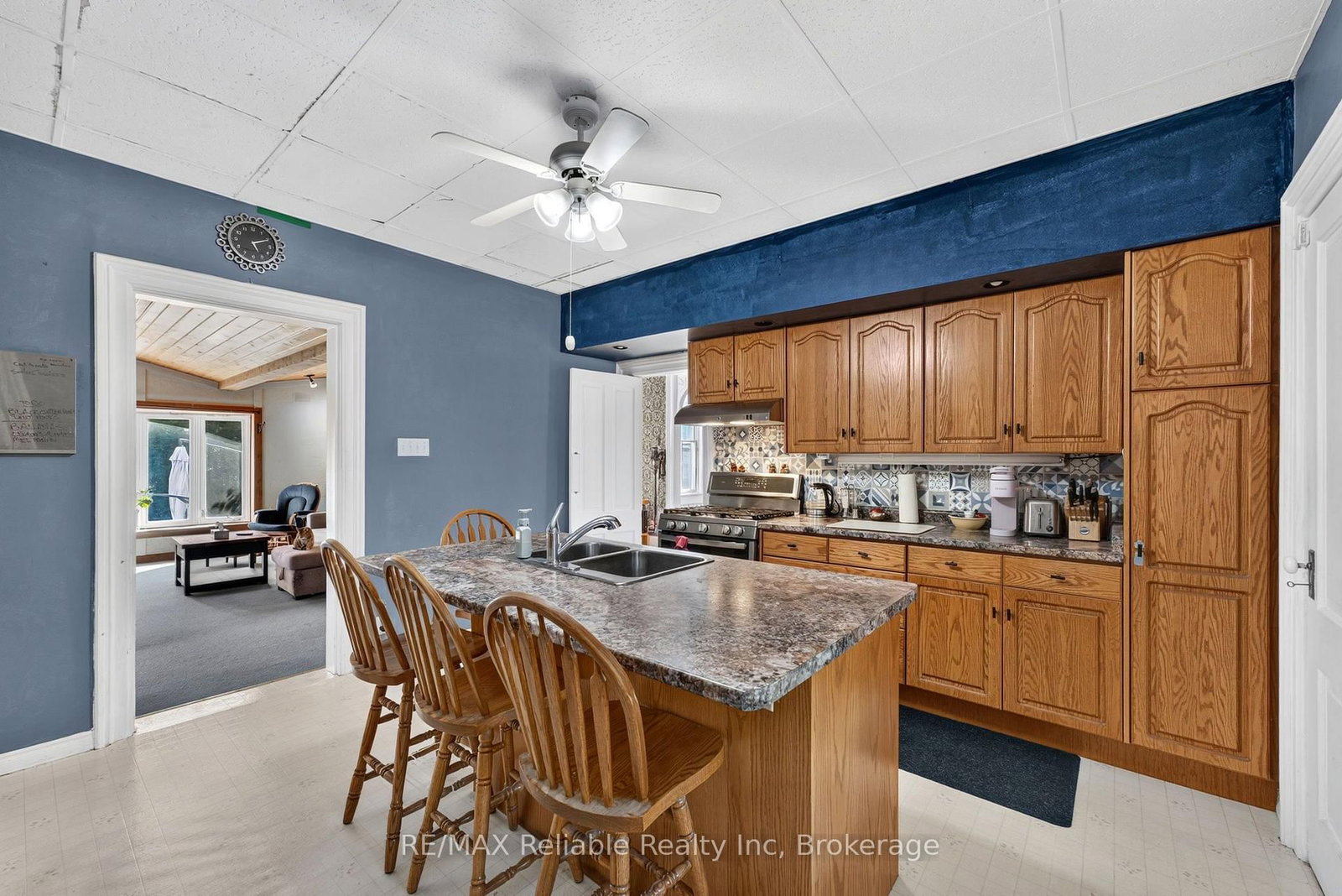 111 John Street • Huron East, ON photo 19