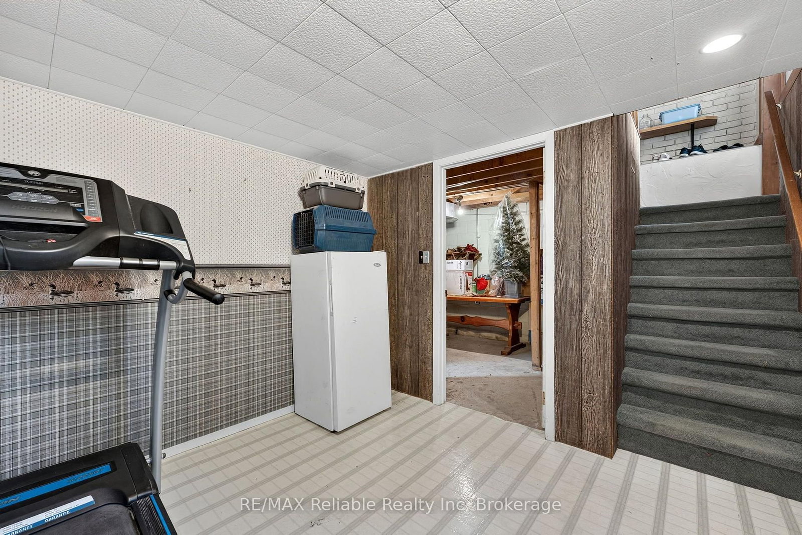 111 John Street • Huron East, ON photo 31