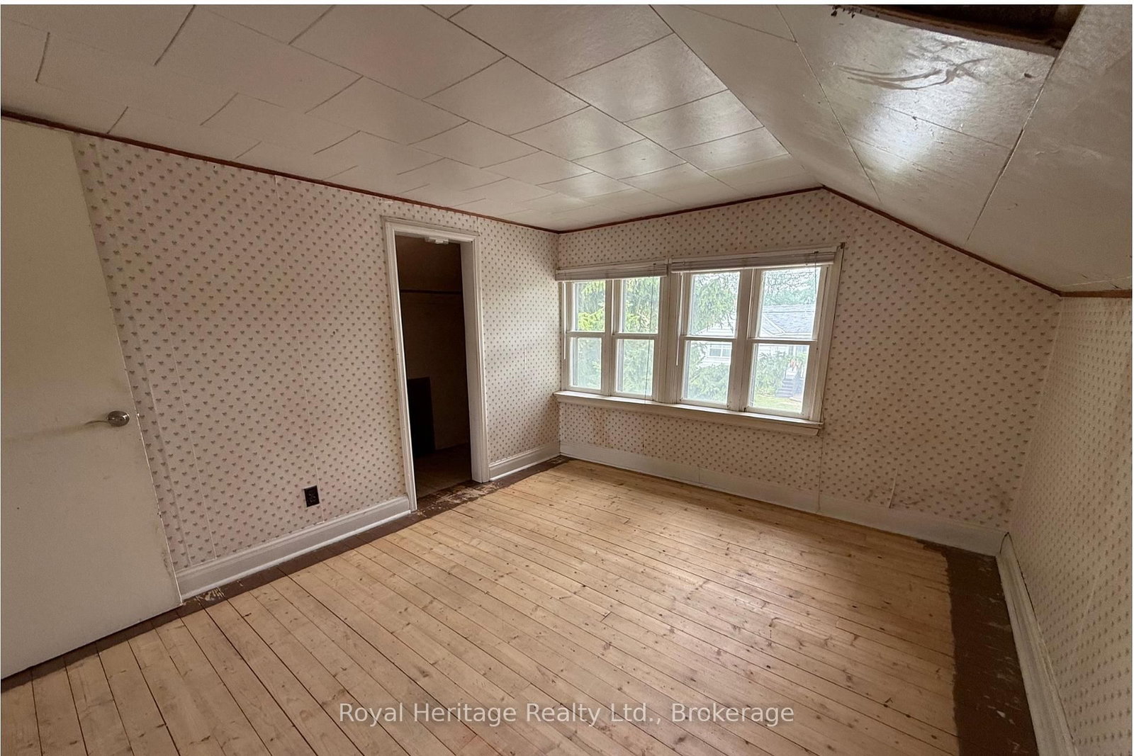 12 Dufferin Street • Brighton, ON photo 25