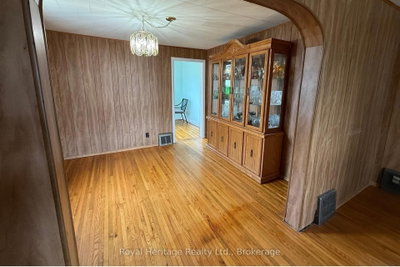 12 Dufferin Street • Brighton, ON photo 8