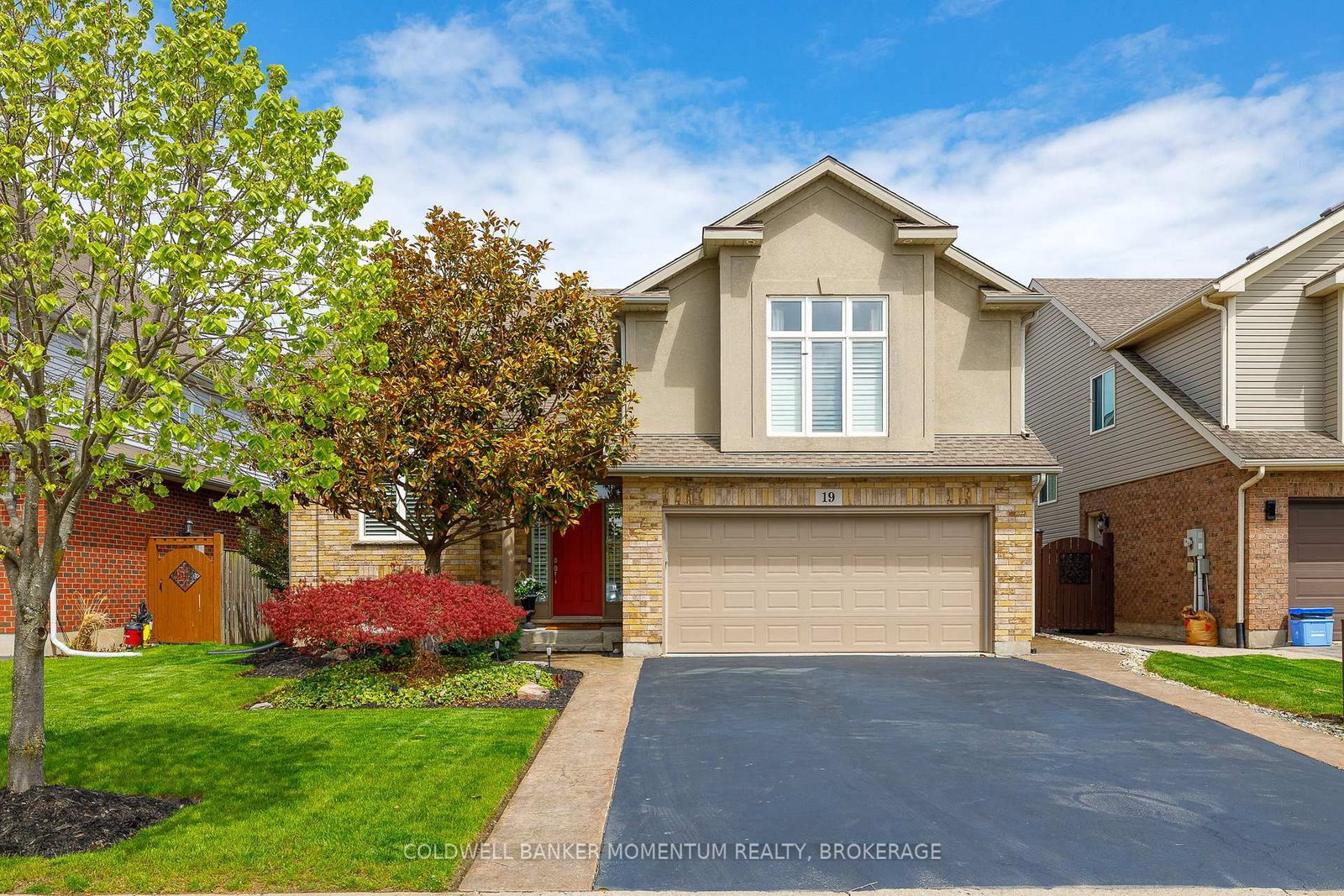 19 Damson Street • St. Catharines, ON photo 1