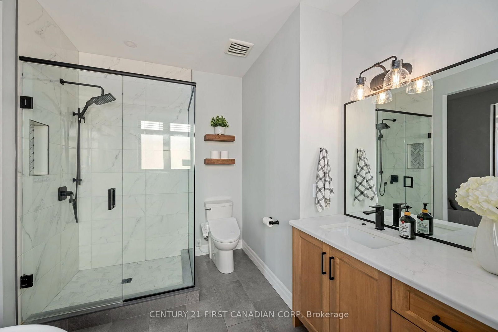 126 Aspen Circle • Thames Centre, ON photo 16