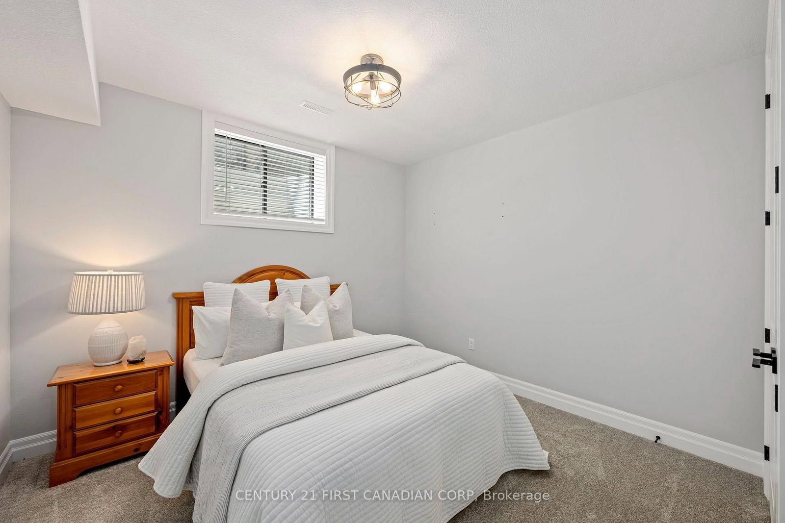 126 Aspen Circle • Thames Centre, ON photo 24