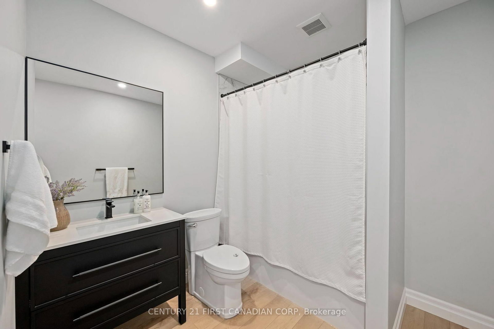126 Aspen Circle • Thames Centre, ON photo 25