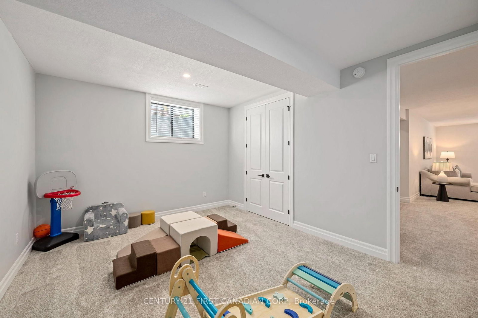 126 Aspen Circle • Thames Centre, ON photo 26