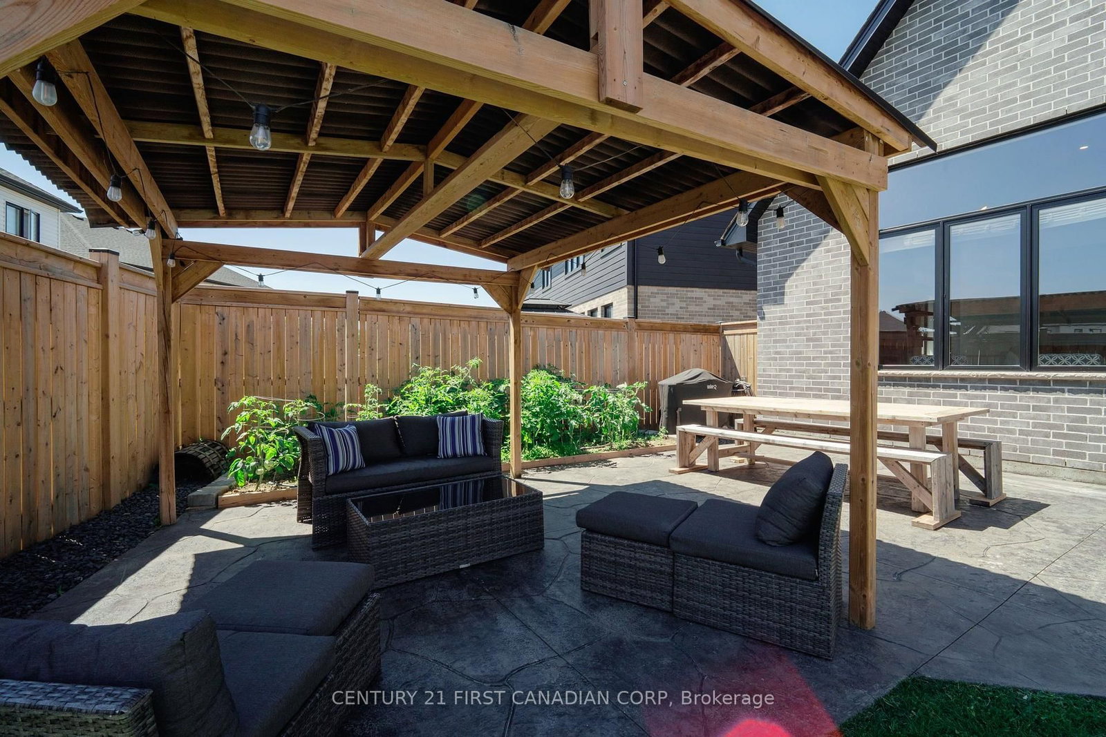 126 Aspen Circle • Thames Centre, ON photo 30
