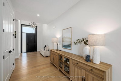 126 Aspen Circle • Thames Centre, ON photo 4