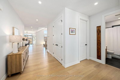 126 Aspen Circle • Thames Centre, ON photo 5