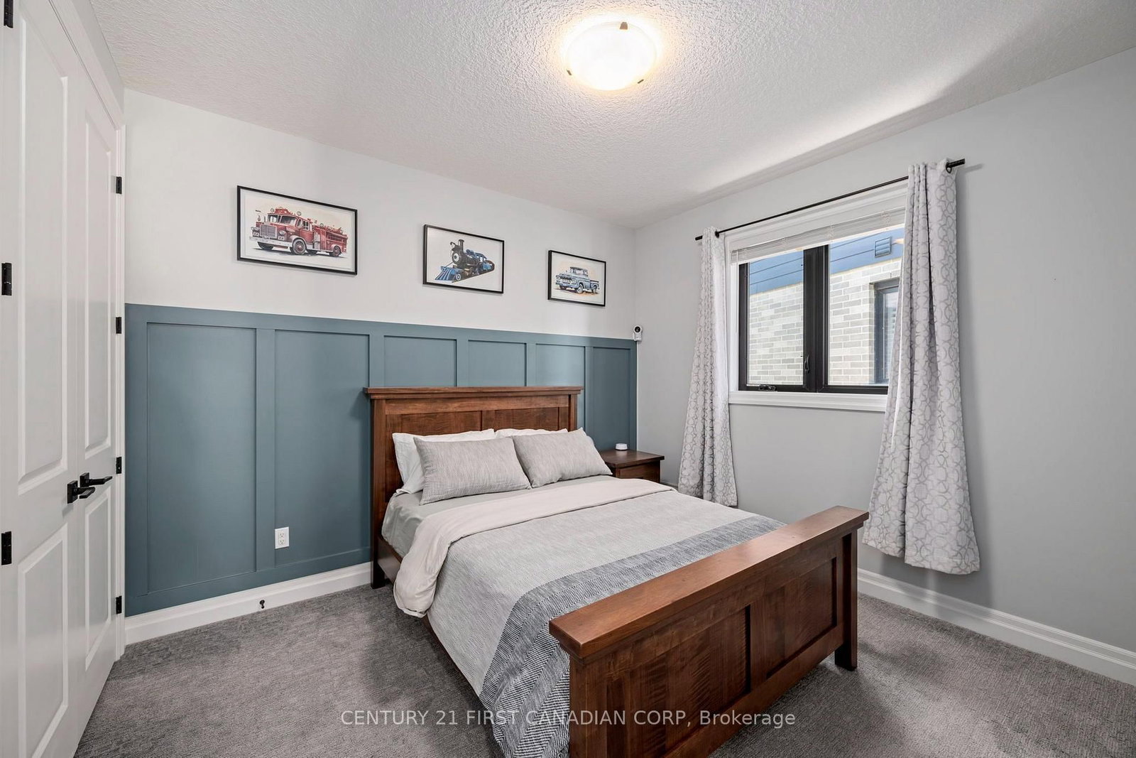 126 Aspen Circle • Thames Centre, ON photo 7