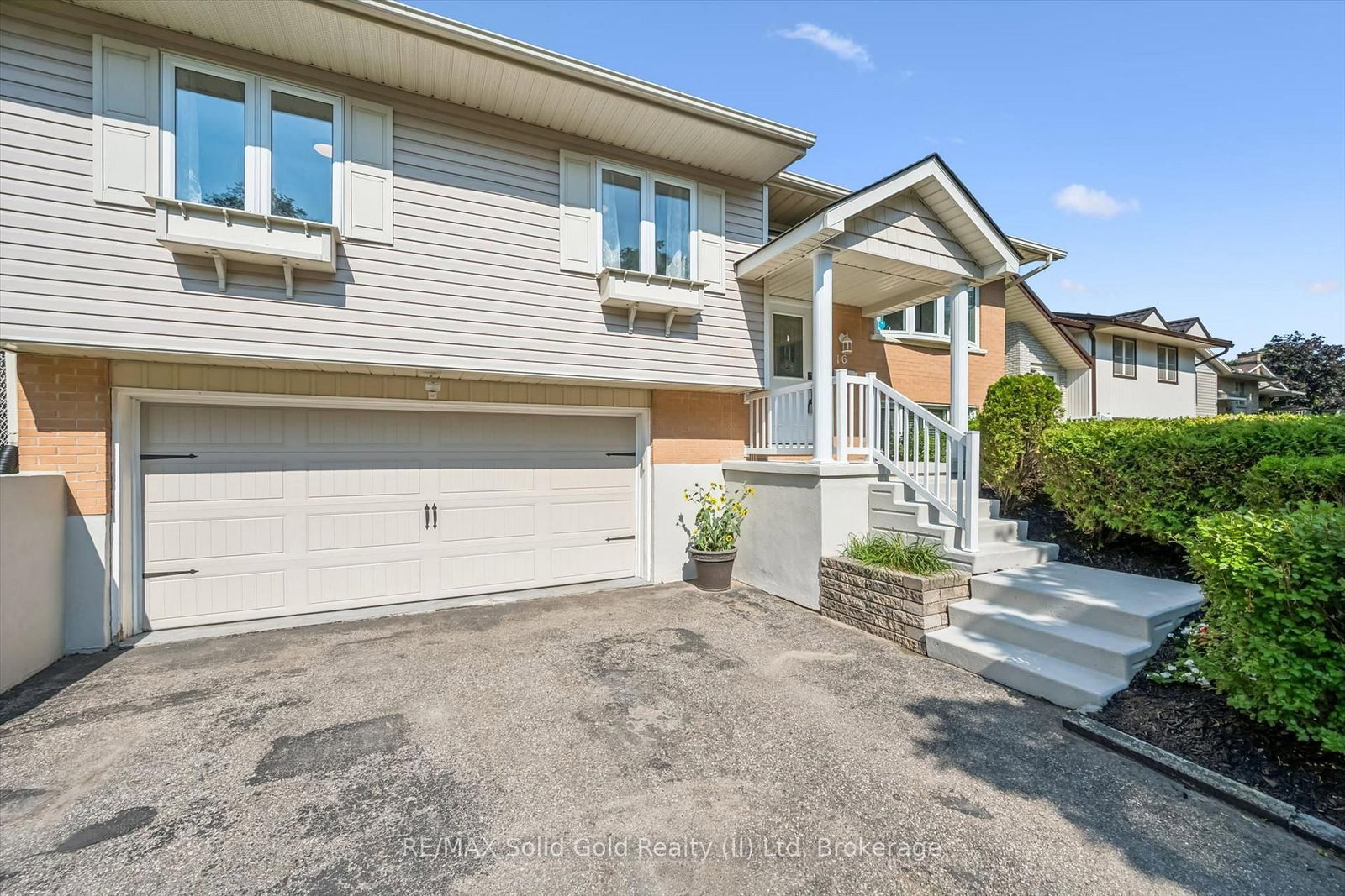 16 Nipigon Street • Kitchener, ON photo 4