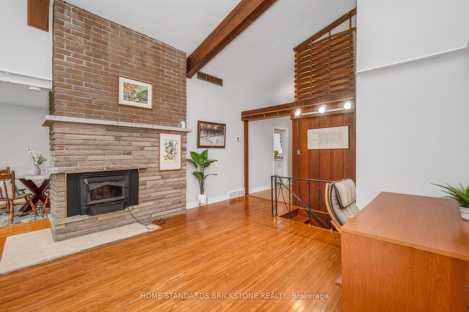 72 Mountain Avenue N • Hamilton, ON photo 11