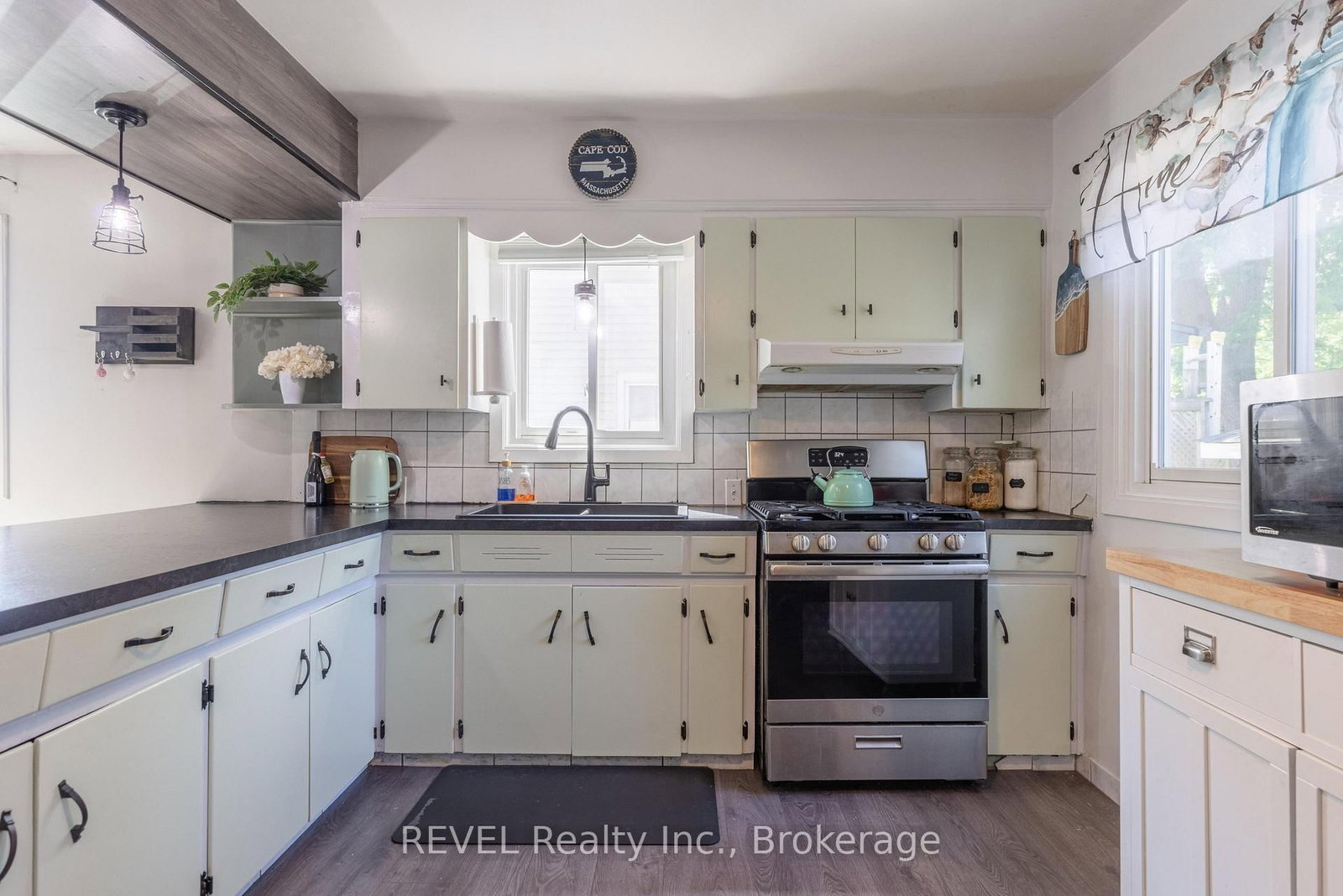 41 Ottawa Street • St. Catharines, ON photo 15