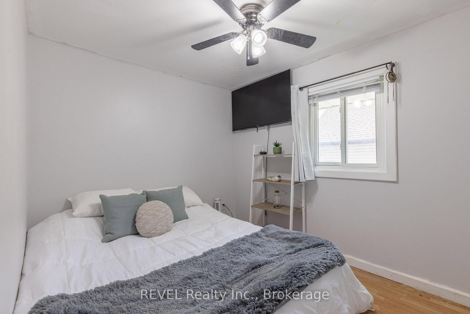 41 Ottawa Street • St. Catharines, ON photo 21