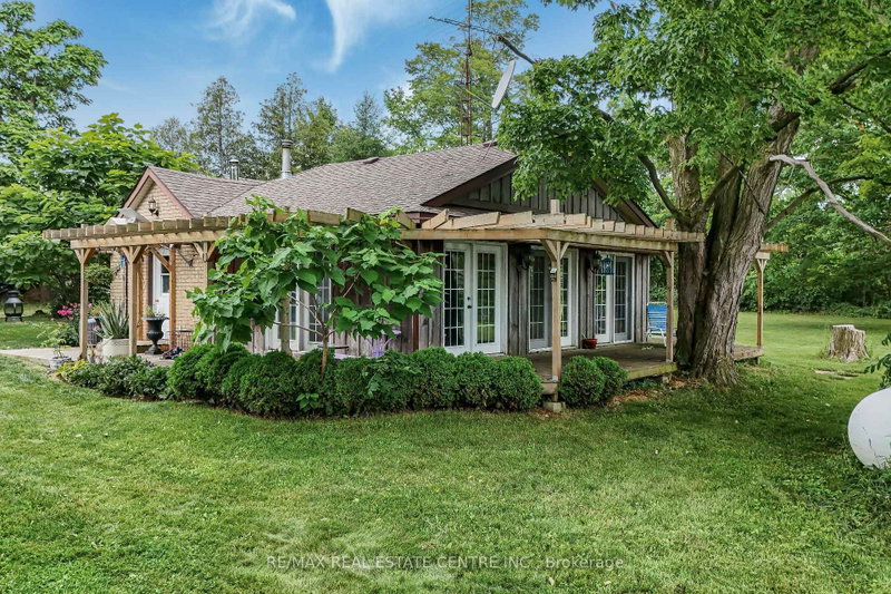 1374 5th Concession Road W