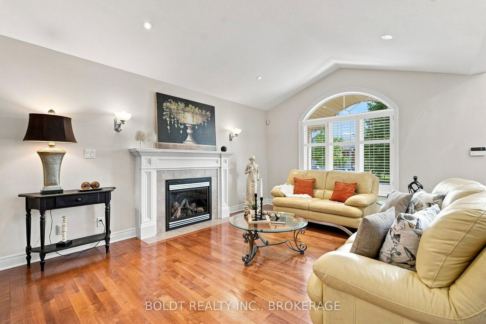 9 Nicholas Drive • St. Catharines, ON photo 13