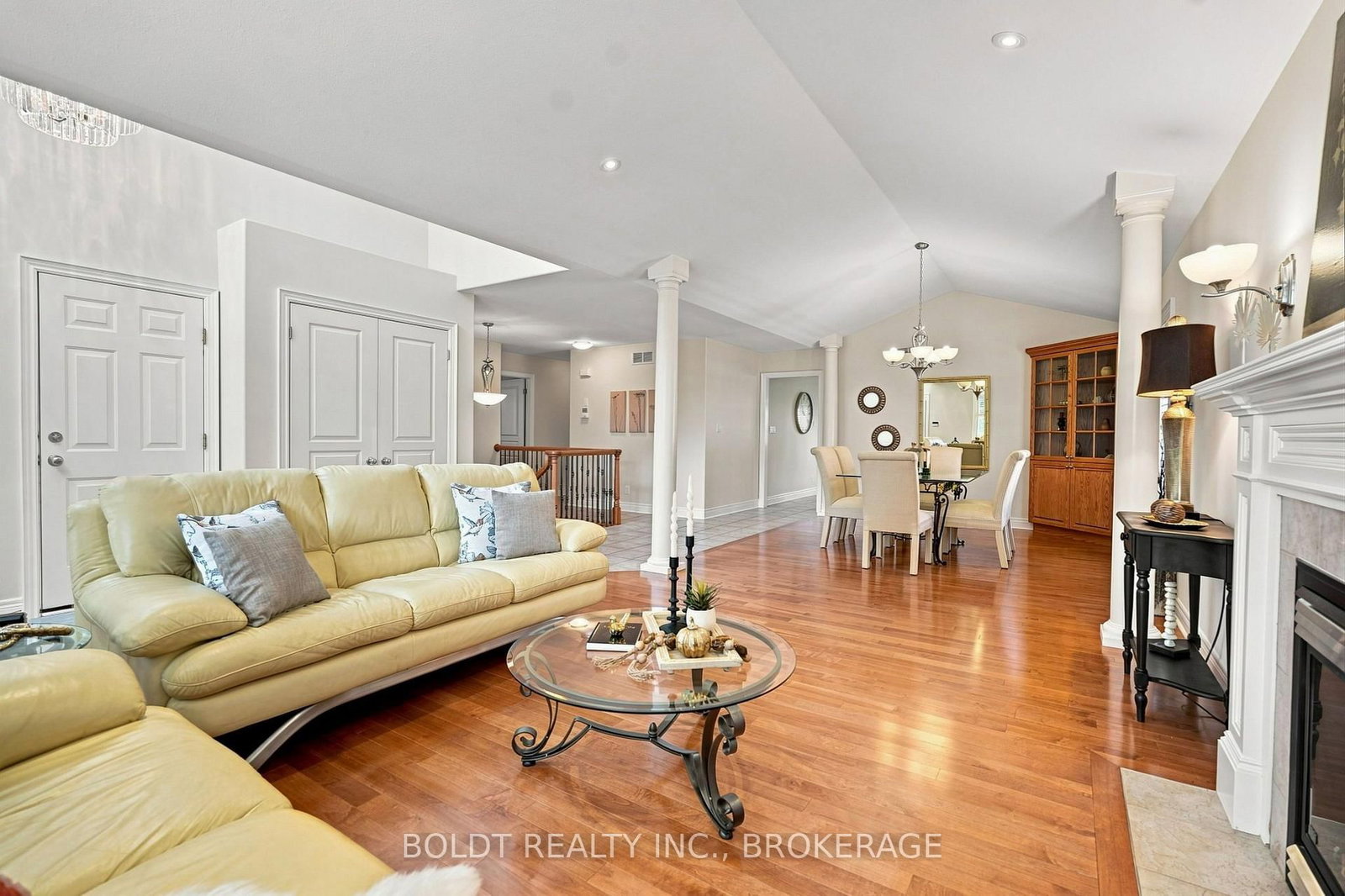 9 Nicholas Drive • St. Catharines, ON photo 14