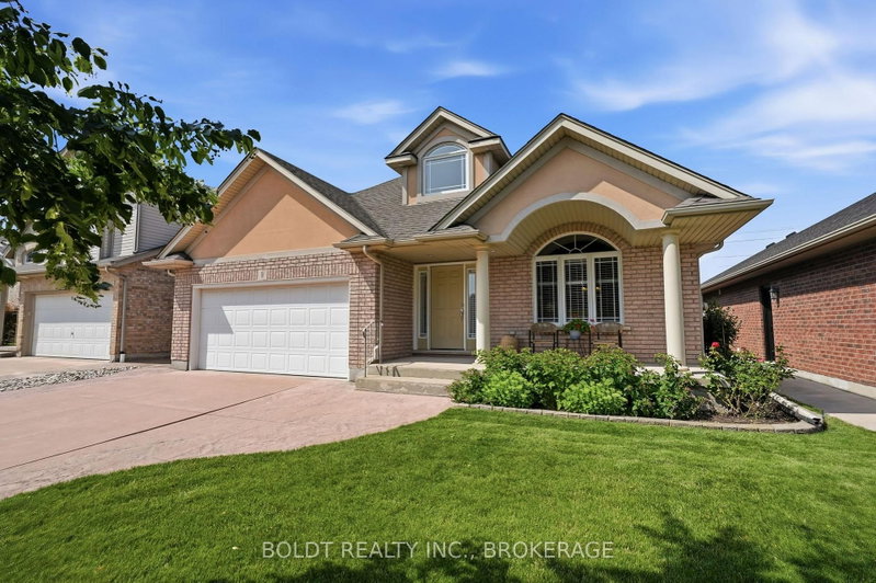9 Nicholas Drive